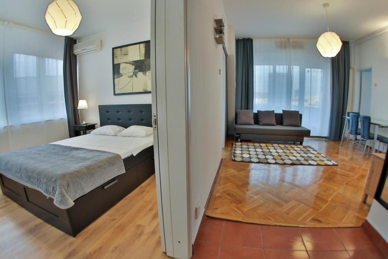 Color Apartments Nicolae Tonitza St บูคาเรสต์ ภายนอก รูปภาพ